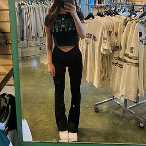 Aerie offline crossover flare legging